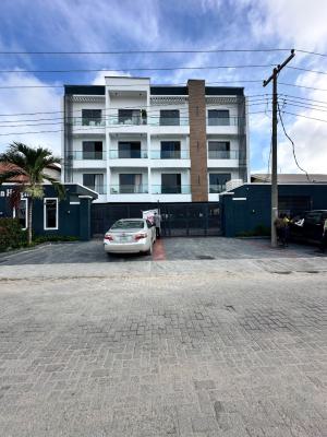 3 Bedroom Apartment with Pool and Elevator, Lekki Phase 1, Lekki, Lagos, Flat / Apartment for Rent