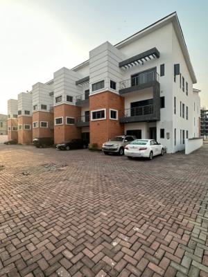 Super Hot Distress Property 4 Bedroom Terrace with Bq, Periwinkle Estate, Lekki Phase 1, Lekki, Lagos, Terraced Duplex for Sale