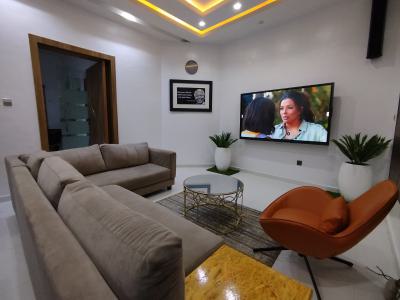 4 Bedroom Self Compound with Ps5, Off Isaac John Street, Ikeja Gra, Ikeja, Lagos, Flat / Apartment Short Let