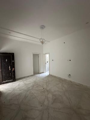 Luxurious Newly 2 Bedroom Flats Upstair, Estate Orchid Road Lekki Lagos, Lekki, Lagos, Flat / Apartment for Rent