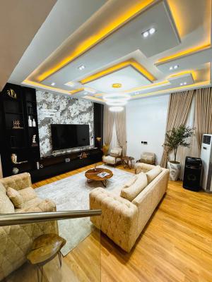 Perinni Luxurious and Stunning 5bedroom Apartment, Gra Phase 2, Magodo, Lagos, Flat / Apartment Short Let