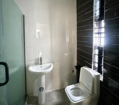 2 Bedroom Apartment (1st Floor), Orchid Road, Lekki, Lagos, Flat / Apartment for Rent