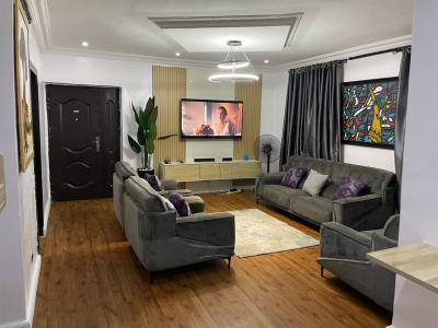 Nicely Furnished 2 Bedroom Apartment, Magodo, Lagos, Flat / Apartment Short Let