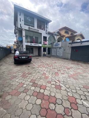 Luxury Shop in a Prime Strategic Location, Off Admiralty Way, Lekki Phase 1, Lekki, Lagos, Shop for Rent