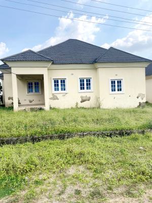 Massive 3bedroom Detached Bungalow  in an  Estate, Kubwa District, Kubwa, Abuja, Detached Bungalow for Sale