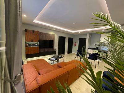 Cozy 1 Bedroom Apartment, Lekki Phase 1, Lekki, Lagos, Flat / Apartment Short Let