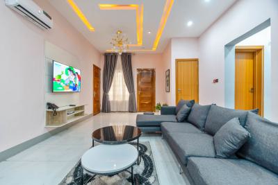 Nicely Furnished 2 Bedroom Apartment, Ikota, Lekki, Lagos, Flat / Apartment Short Let