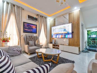 Nicely Furnished 3 Bedroom Apartment, Ikota, Lekki, Lagos, Flat / Apartment Short Let