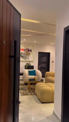 Nicely Furnished 2 Bedrooms Apartment — Lekki Phase 1, Lekki, Lagos