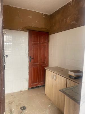 2 Bedroom Apartment, Gra Phase 1, Magodo, Lagos, Flat / Apartment for Rent