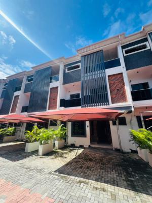 Lekki  4 Bedrooms Luxurious Duplex, Lekki Phase 1, Lekki, Lagos, Flat / Apartment for Sale