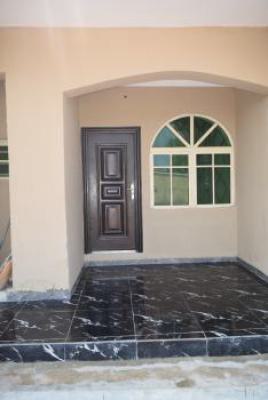 Luxury 2 Bedrooms with Serene Environment, Off Orchid Road, Lafiaji Community, Lekki, Lagos, Flat / Apartment for Rent