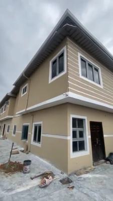 Newly Built 2 Bedrooms Upstairs in a Good Neighbourhood, Aderemi Akeju, Soluyi, Gbagada, Lagos, Flat / Apartment for Rent