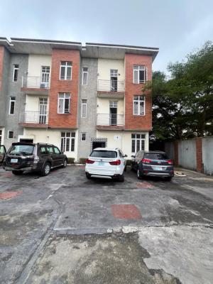 Spacious 4-bedroom Apartment, Off Oniru Market Road, Lekki Right, Oniru, Victoria Island (vi), Lagos, Terraced Duplex for Rent