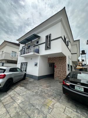 2 Bedroom Apartment with Spacious Compound, Lekki Phase 1, Lekki, Lagos, Flat / Apartment for Rent