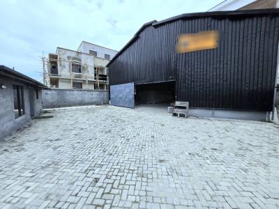 Spacious Commercial Building, Lekki Phase 1, Lekki, Lagos, Warehouse for Rent