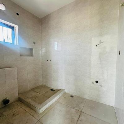 Newly Built with Excellent 4 Bedroom Deuplex, Obanikoro, Shomolu, Lagos, Semi-detached Duplex for Sale