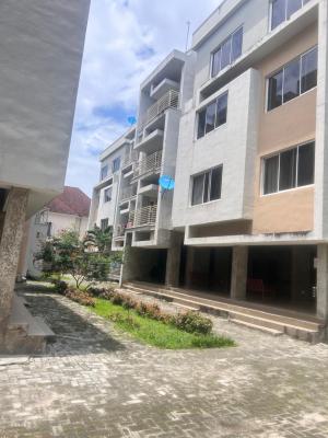 3 Bedroom  Apartment  in a Serene  Environment, Orchid Road, Lekki, Lagos, Flat / Apartment for Sale