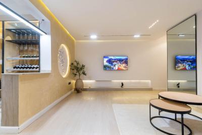 Nicely Furnished 1 Bedroom Apartment, Chevron, Lekki, Lagos, Flat / Apartment Short Let