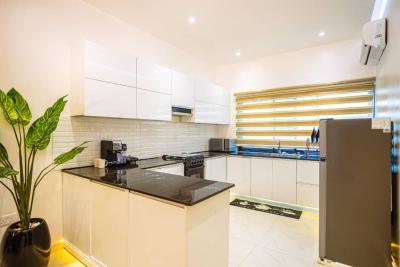 Nicely Furnished 2 Bedroom Apartment, Allen, Ikeja, Lagos, Flat / Apartment Short Let