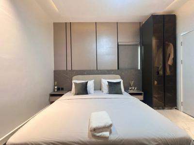 Nicely Furnished 2 Bedroom Apartment, Ikoyi, Lagos, Flat / Apartment Short Let