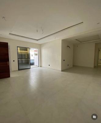 Luxury and Spacious 3 Bedroom Apartment with Swimming Pool, Ologolo, Lekki, Lekki, Lagos, Flat / Apartment for Rent