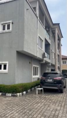 2 Bedroom Penthouse + Study Room, Lekki Phase 1, Lekki, Lagos, Flat / Apartment for Rent