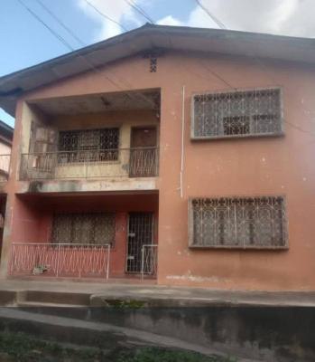 5 Units of 3 Bedroom Flats in a Commercial Area, Mokola Ibadan, Ibadan, Oyo, Flat / Apartment for Sale