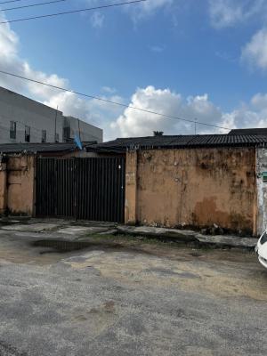 Bungalow in Central Area, Surulere, Lagos, Detached Bungalow for Sale