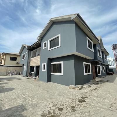 Spacious 3 Bedroom Flat, Ologolo, Lekki, Lagos, Flat / Apartment for Rent