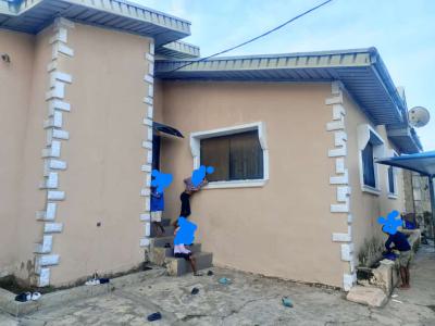 5 Bedroom Bungalow on a Plot of Land, Tella Estate, Akobo, Ibadan, Oyo, Detached Bungalow for Sale