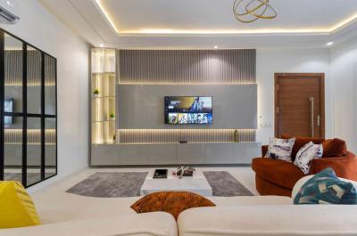 Luxury 3 Bedrooms Apartment with Swimming Pool, Ologolo, Lekki Phase 1, Lekki, Lagos, Flat / Apartment Short Let