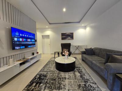 Luxury One Bedroom Apartment with Swimming Pool and Gym, 45 Residence, Lekki Phase 1, Lekki, Lagos, Flat / Apartment Short Let