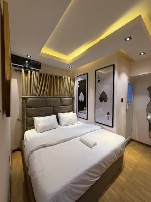 Lovely 1 Bedroom Apartment with Ps5 on Request, Off Admiralty Way, Lekki Phase 1, Lekki, Lagos, Flat / Apartment Short Let