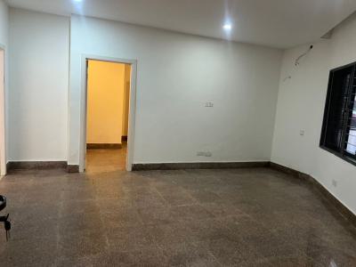 Serviced and Standard 2bed Flat  Upstairs, Lekki Right, Lekki Phase 1, Lekki, Lagos, Flat / Apartment for Rent