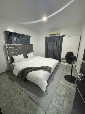 Nicely Furnished 1 Bedroom Apartment, Dolphin Estate, Ikoyi, Lagos, Flat / Apartment Short Let