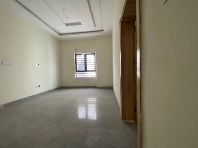 Single Room in a Secured Estate, Freedom Way, Lekki Phase 1, Lekki, Lagos, Self Contain (single Rooms) for Rent