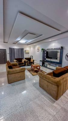 Elegant 3-bedroom Luxury Apartment, Francis Okediji Avenue, Old Bodija, Ibadan, Oyo, Flat / Apartment Short Let