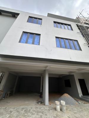 2 Bedroom Apartments in a Good Compound (4 Units), Lekki Phase 1, Lekki, Lagos, Flat / Apartment for Sale