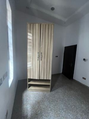 a Room Upstairs with Private Bath and Toilet, Chevron Alternative, Lekki, Lagos, Flat / Apartment for Rent