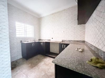 Luxury 3 Bedroom Flat, Olowora, Omole Phase 2, Ikeja, Lagos, Flat / Apartment for Rent