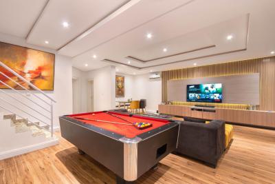 Luxury 4 Bedrooms Terraced Duplex with Snooker Board, Itedo Estate, Freedom Way, Lekki Phase 1, Lekki, Lagos, Flat / Apartment Short Let