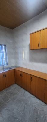 3 Bedrooms Apartment, All Ensuite, 12 Ajoke Street, Off Nnobi Street, Off Kilo Bus-stop, Surulere, Lagos, Flat / Apartment for Rent
