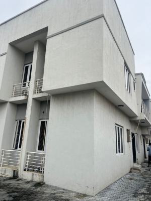 Self Serviced 3 Bedroom Apartment, Lekki Phase 1, Lekki, Lagos, Flat / Apartment for Rent