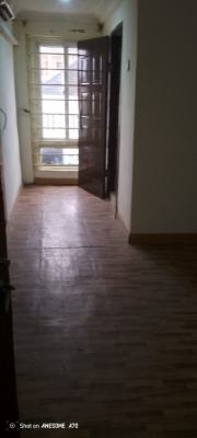Sweet and Sizable Mini Flat! Comes with 2 Fitted Split Air-conditione, Ologolo, Lekki, Lagos, Flat / Apartment for Rent
