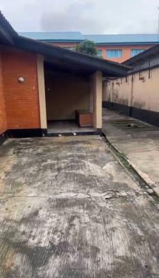 Vacant and Spacious Bungalow, Bode Thomas, Surulere, Lagos, Detached Bungalow for Sale