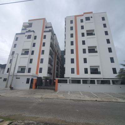 Beautiful  4 Bedroom Maisonette with a Pool, Lekki Phase 1, Lekki, Lagos, Flat / Apartment for Sale