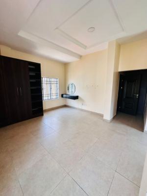 Spacious 3 Bedroom Maisonette in an Estate, Osapa, Lekki, Lagos, Flat / Apartment for Rent