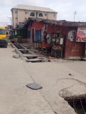 As Standard 2 Plot on Busy Road Good for Commercial, Ijesha Road, Surulere, Lagos, Mixed-use Land for Sale
