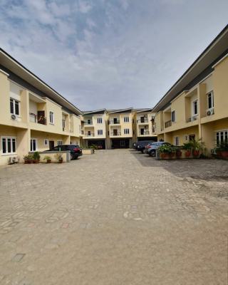 Neatly Used Spacious 4 Bedroom Terrace Duplex, Ilupeju, Lagos, Terraced Duplex for Sale